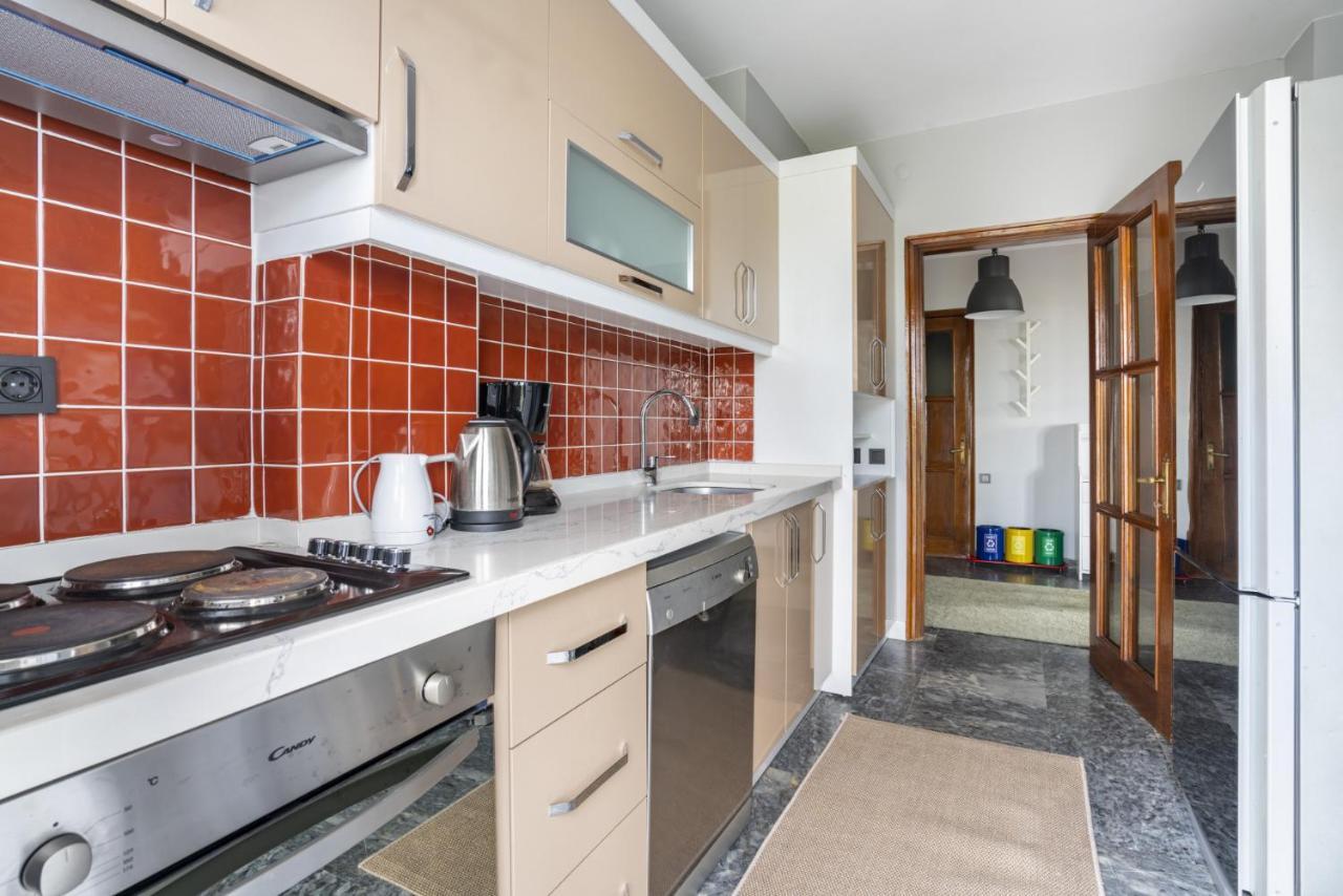 Spacious Flat Near Caddebostan Coast Apartment Istanbul Bagian luar foto