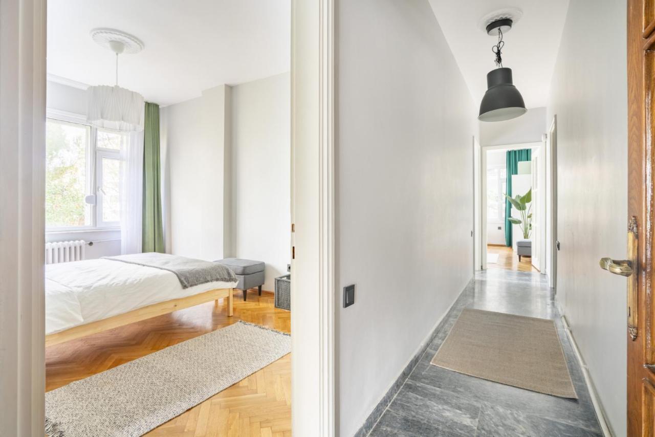 Spacious Flat Near Caddebostan Coast Apartment Istanbul Bagian luar foto